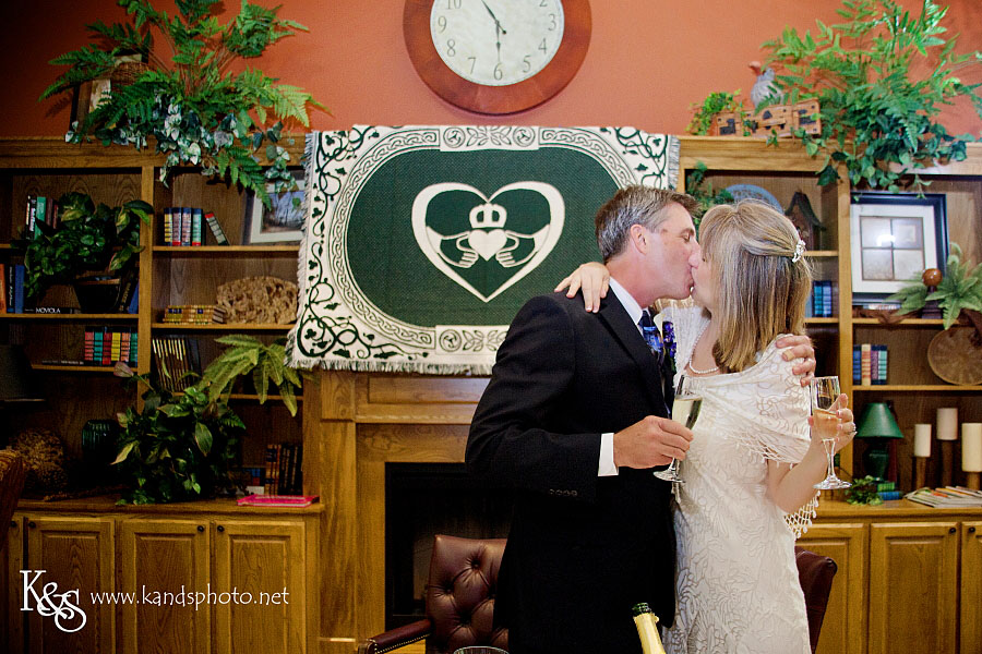 Dallas Wedding Photographers, K & S Photography photograph Tom and Donna's Wedding in East Texas