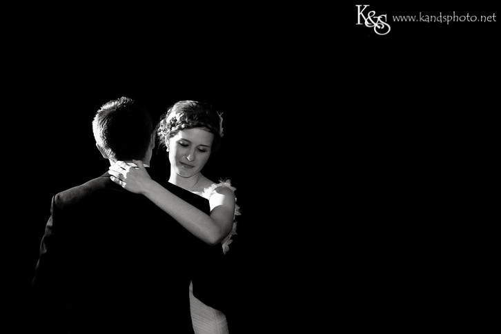 Clark Gardens Wedding in Weatherford by Dallas Wedding Photographers - K & S Photography