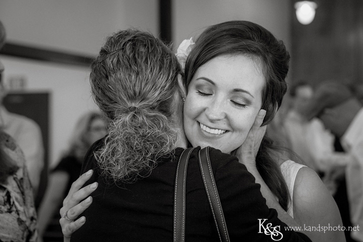 Lake Ray Hubbard Wedding in Rockwall by Dallas Wedding Photographers - K & S Photography
