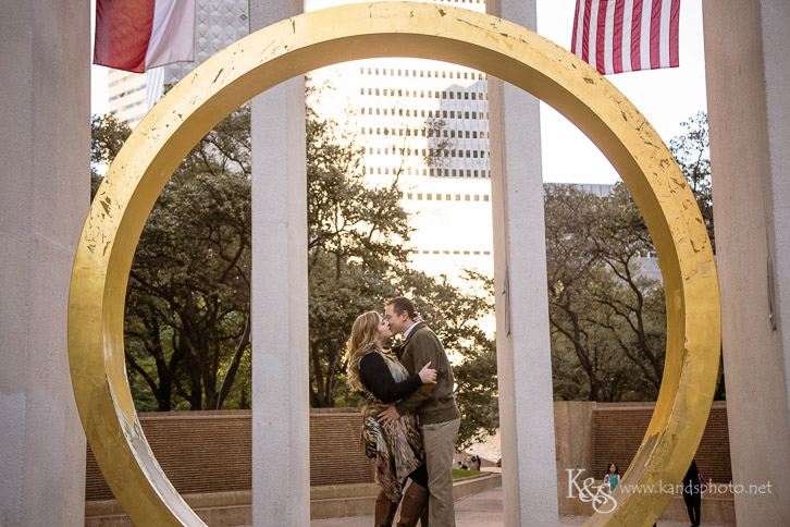 downtown dallas engagement phtoographers