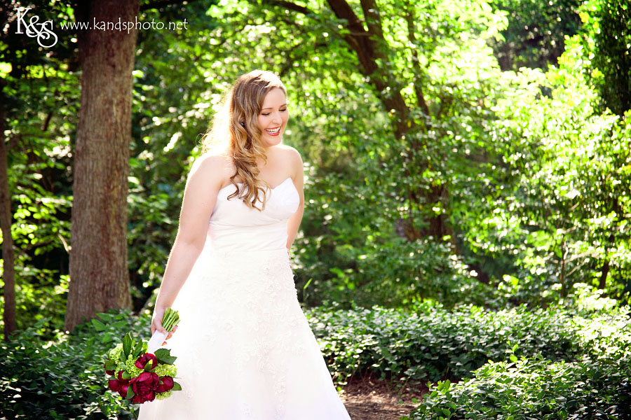 Laura's Bridal Session at Turtle Creek | Dallas Wedding Photographers