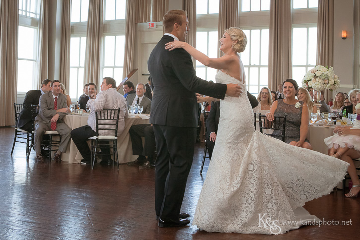 wedding at the room on main
