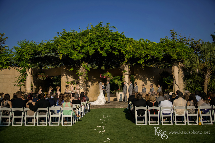 wedding at dallas arboretum