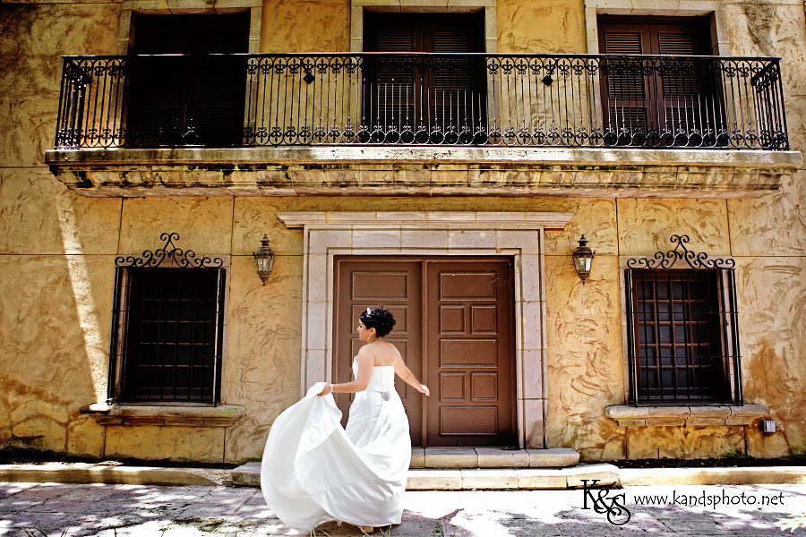 Anna's Bridal Session at the Mandalay Canals | Dallas Wedding Photographers