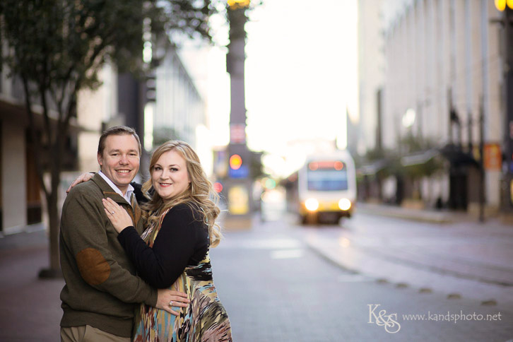 downtown dallas engagement phtoographers