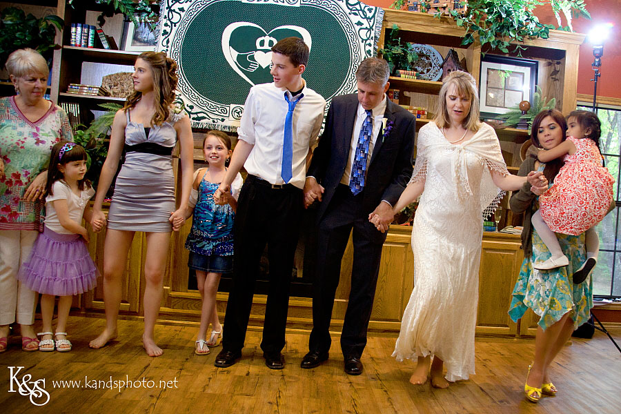 Dallas Wedding Photographers, K & S Photography photograph Tom and Donna's Wedding in East Texas