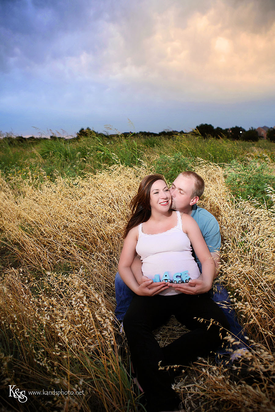 Dallas Family Photographers | Jeremy and Karey's Maternity Session