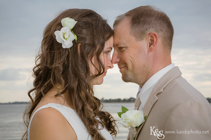 Lake Ray Hubbard Wedding in Rockwall by Dallas Wedding Photographers - K & S Photography
