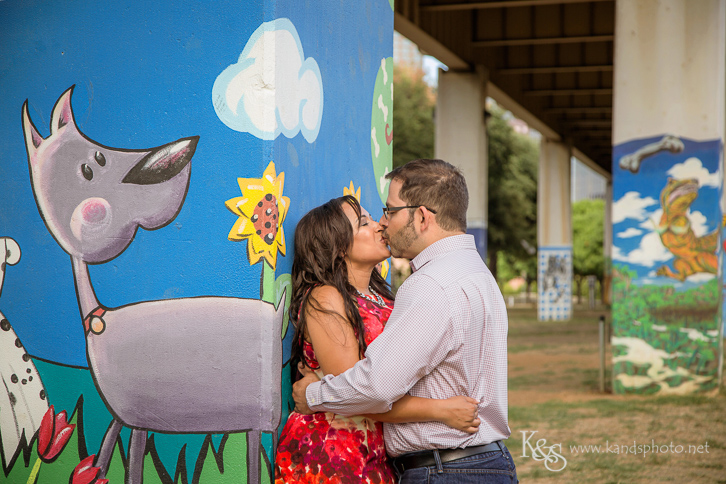 deep ellum engagement portraits-1