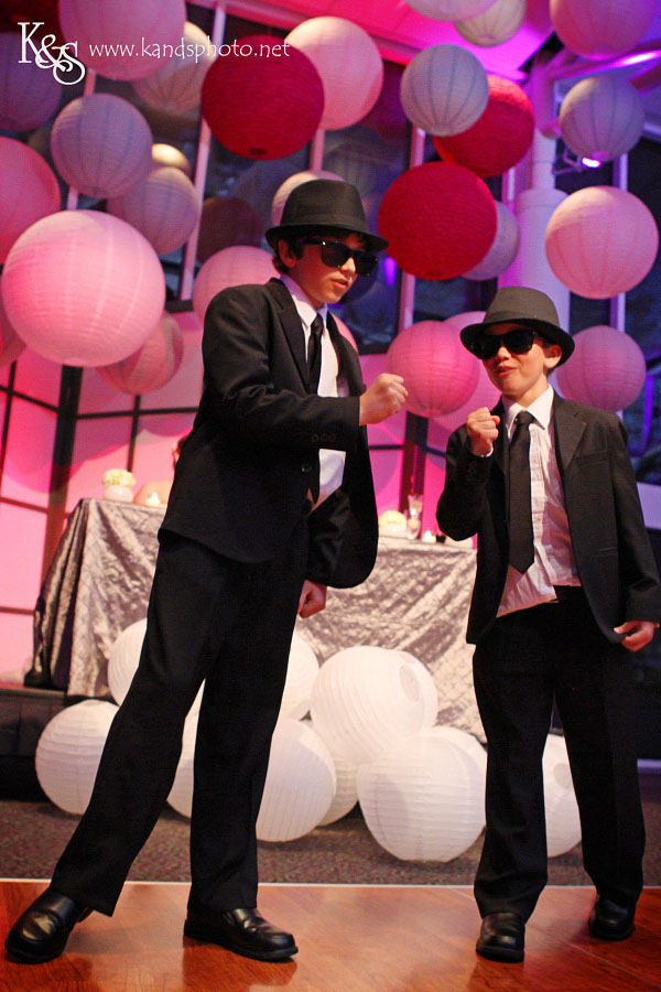 Nathan and Laura's Wedding at the Granville Arts Center | Dallas Wedding Photographers