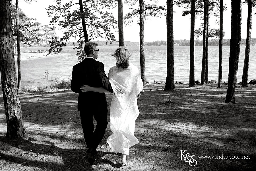 Dallas Wedding Photographers, K & S Photography photograph Tom and Donna's Wedding in East Texas