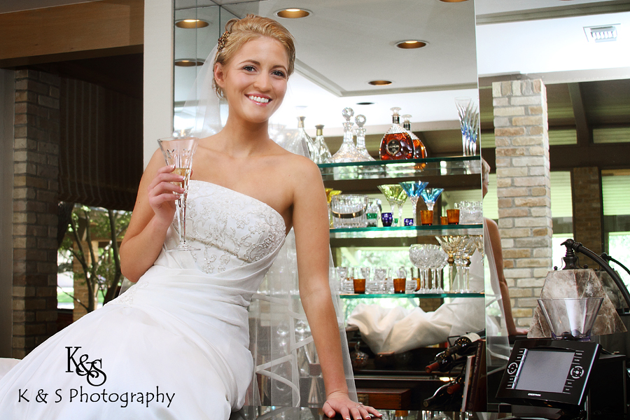 Sarah's bridal session taken by dallas wedding photographer, K & S Photography