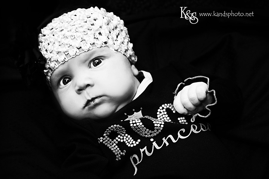 Baby Sage's Newborn Pictures. Photographs by Dallas Photographers, K & S Photography