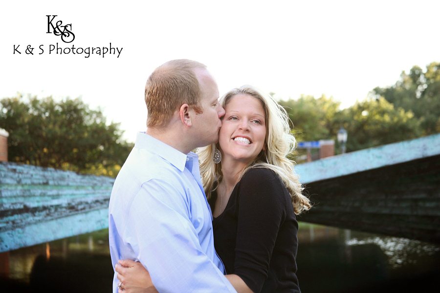Travis and Kristen - Dallas Engagements. Photographs by Dallas Wedding Photographers, K & S Photography