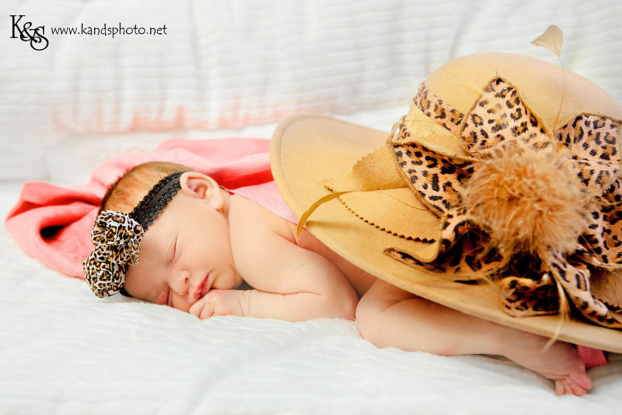 Baby Harper at 1 Week | Dallas Newborn Photographers